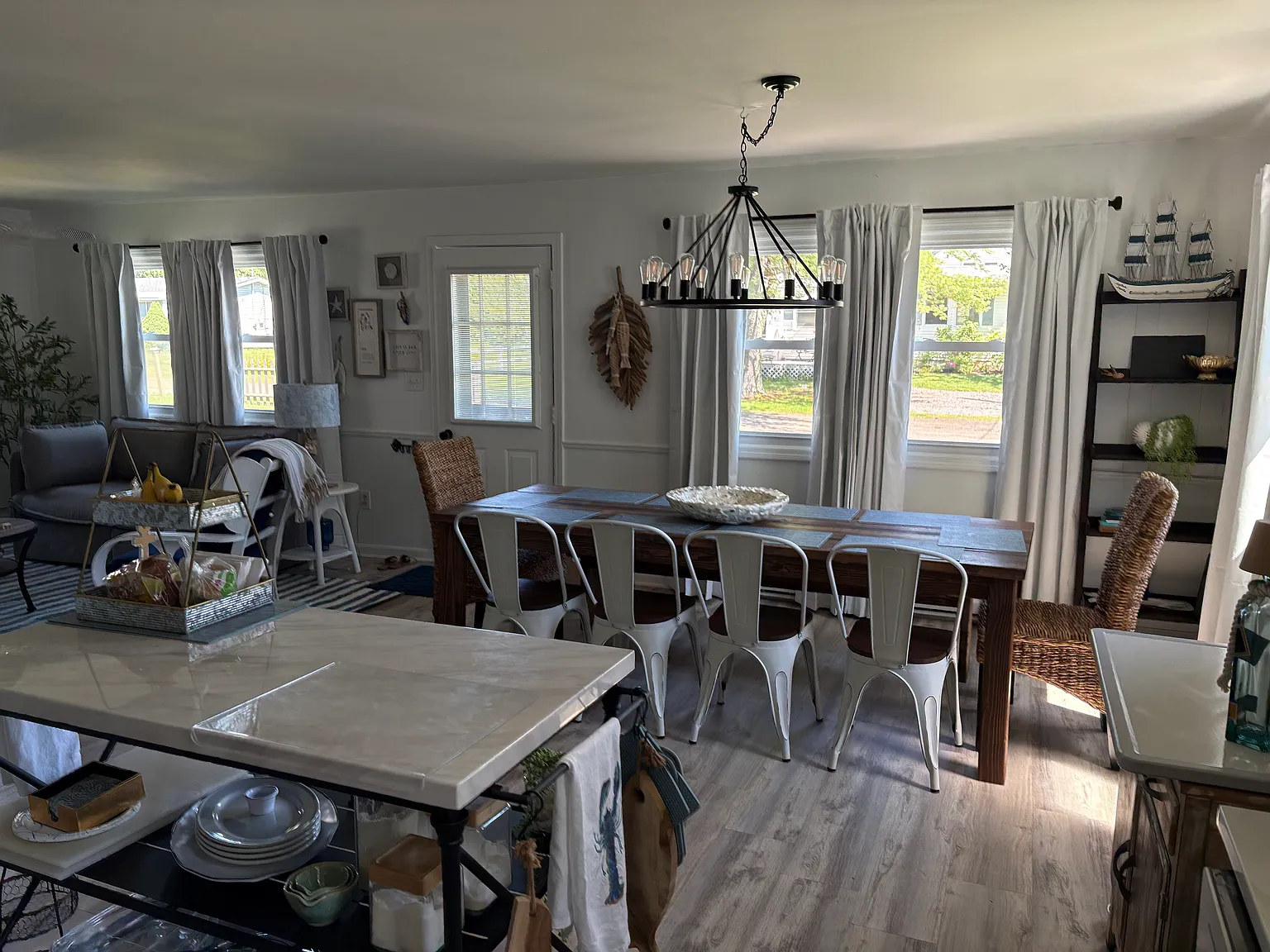 3 bed, 1218 sqft, $2,400 — Photo 4