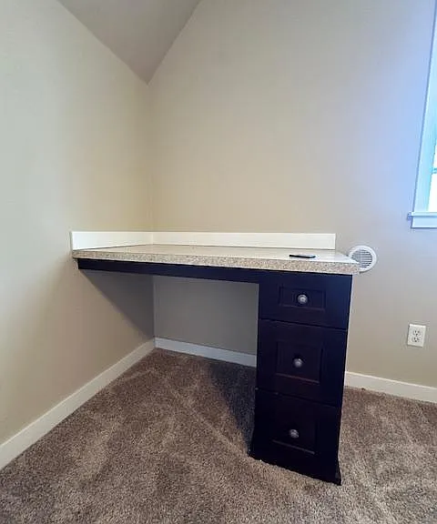 2320 Capitol Way S — Photo 15