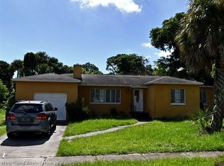 1120 Colonial Rd, Fort Pierce, FL 34950