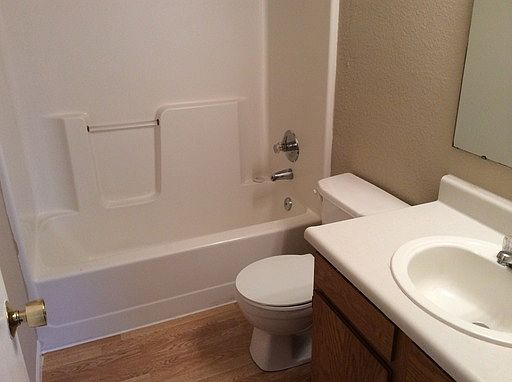 4th image of 6528 Hazelhatch Dr