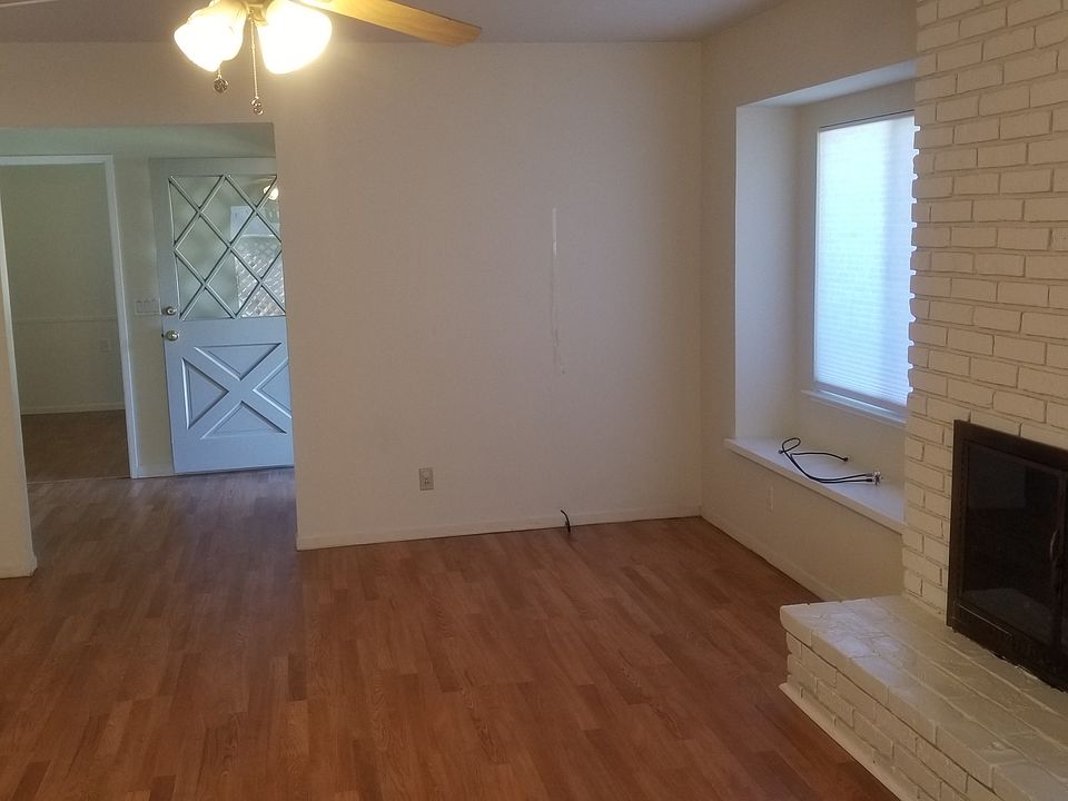 1st image of 136 Carlton Ave APT 1