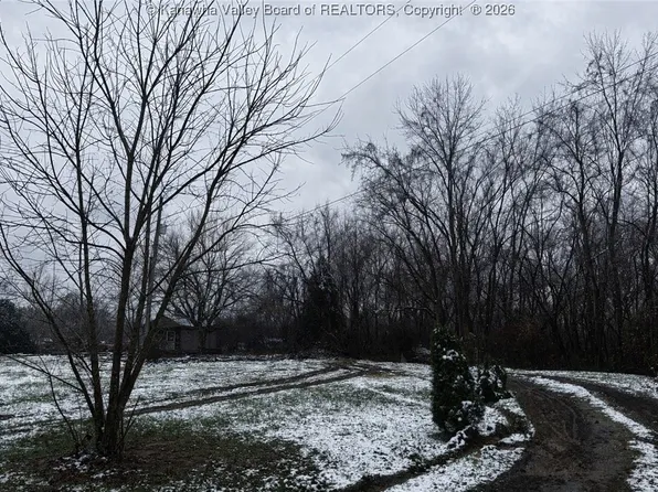 54 Hummingbird Ln, Fraziers Bottom, WV 25082