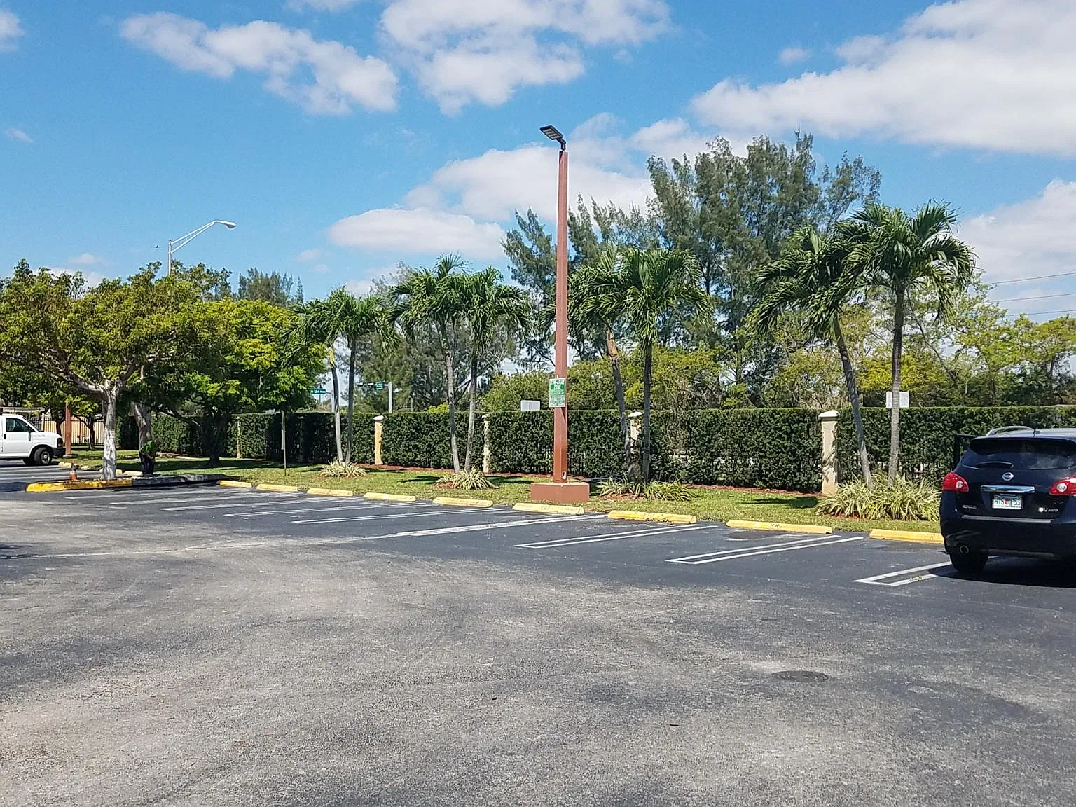 2 bed, 970 sqft, $2,400 — Photo 2