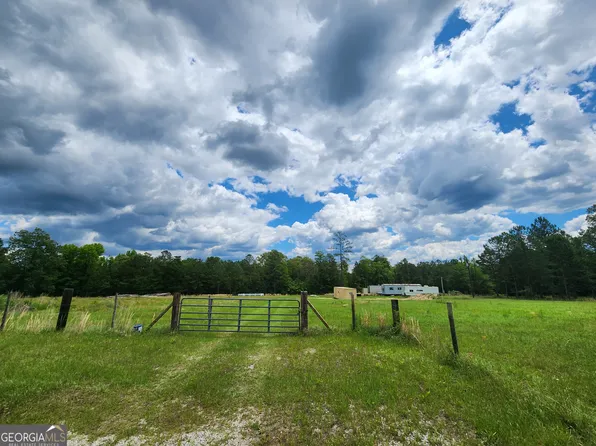 1410 Carrs Station Rd, Sparta, GA 31087