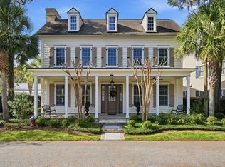 27 Fairhope Rd, Mount Pleasant, SC 29464