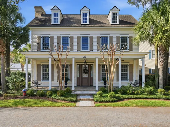 27 Fairhope Rd, Mount Pleasant, SC 29464