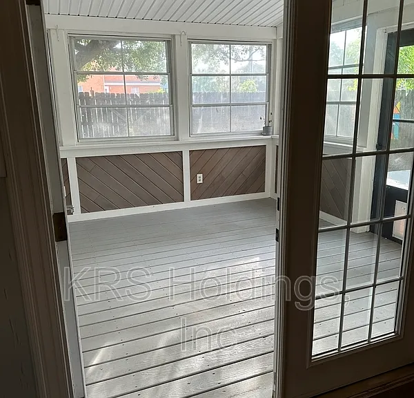 896 Jamestown Landing Rd — Photo 8