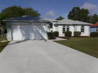 1774 SE Gaskins Cir, Port Saint Lucie, FL 34952