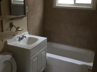 2932 Garey Ln, Shively, KY 40216