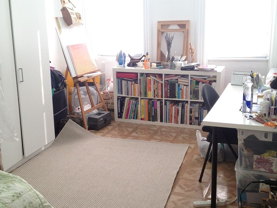1st image of 395 Linden St