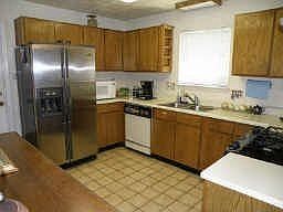 1st image of 1016 Killarney Ave