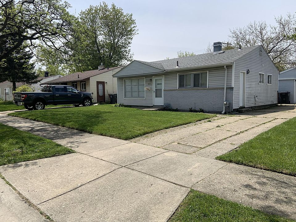 1st image of 22001 Fern Ave