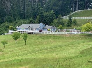 772 Tompkins Hill Rd, Fortuna, CA