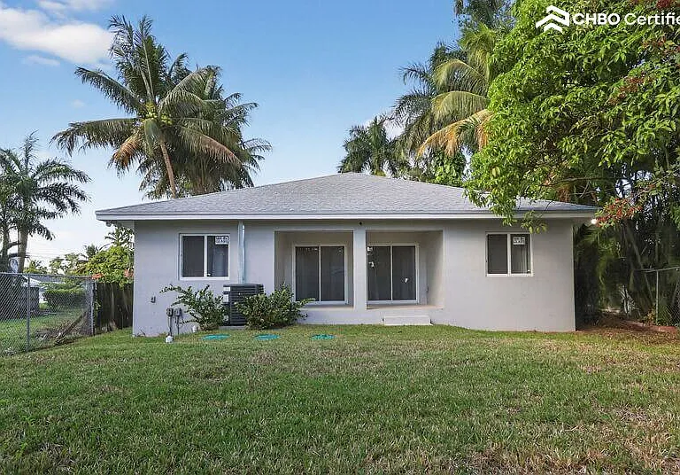 8245 NW 1st Pl — Photo 29