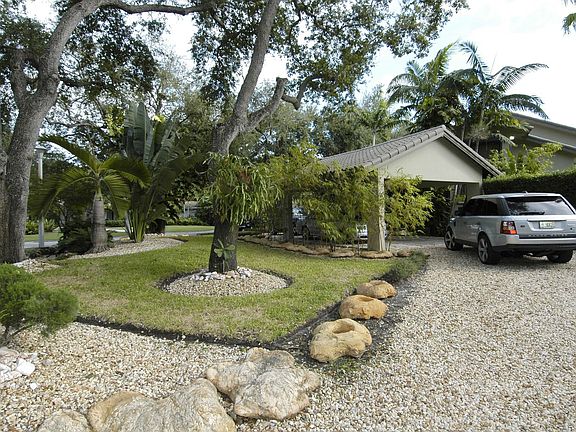 Prestigious Bay Point