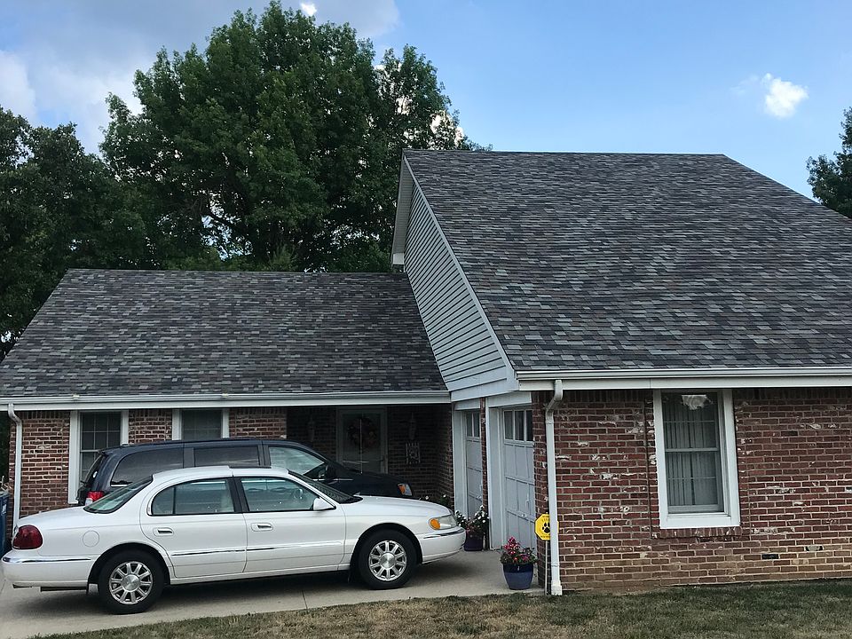 2nd image of 1010 Cimarron Dr