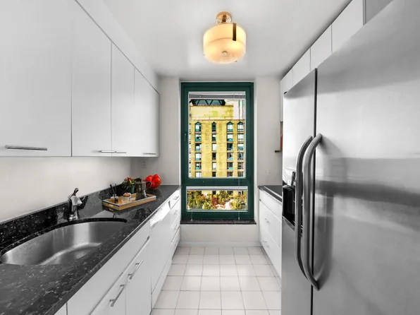 1 Irving Place image 8 of 21