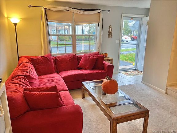 4th image of 483 Dowd Ave #483