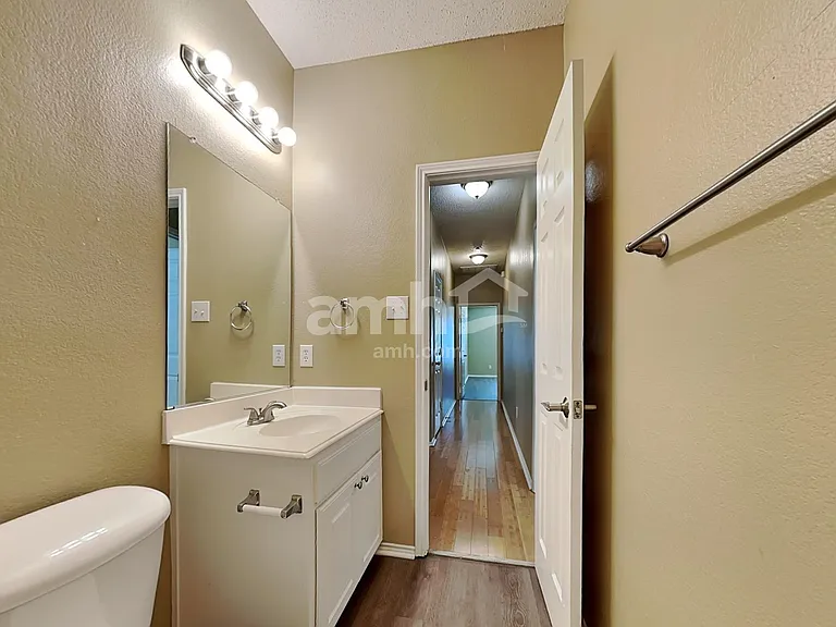 2821 Bentridge Dr — Photo 23