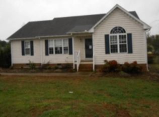 2317 Stoneborough Ct, Fuquay Varina, NC 27526