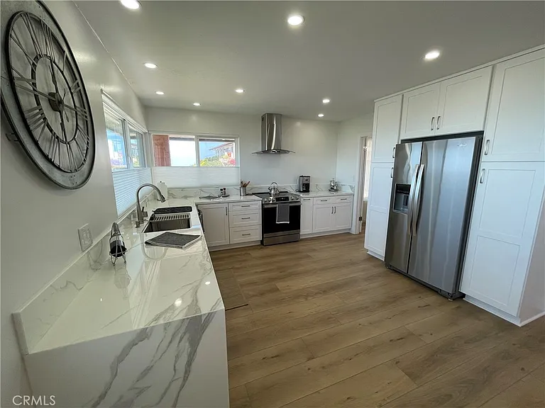 32572 Sea Island Dr — Photo 9