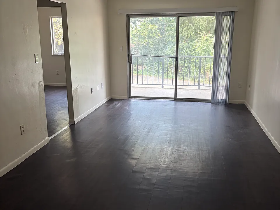 4805 Glenway Ave #27