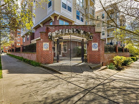 2nd image of 530 4th Ave W APT 505