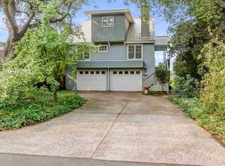 17396 Grand Island Rd, Walnut Grove, CA 95690