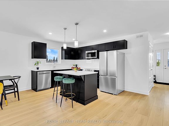 3rd image of 181 Seabert Dr