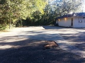 2nd image of 6220 Berryhill Rd