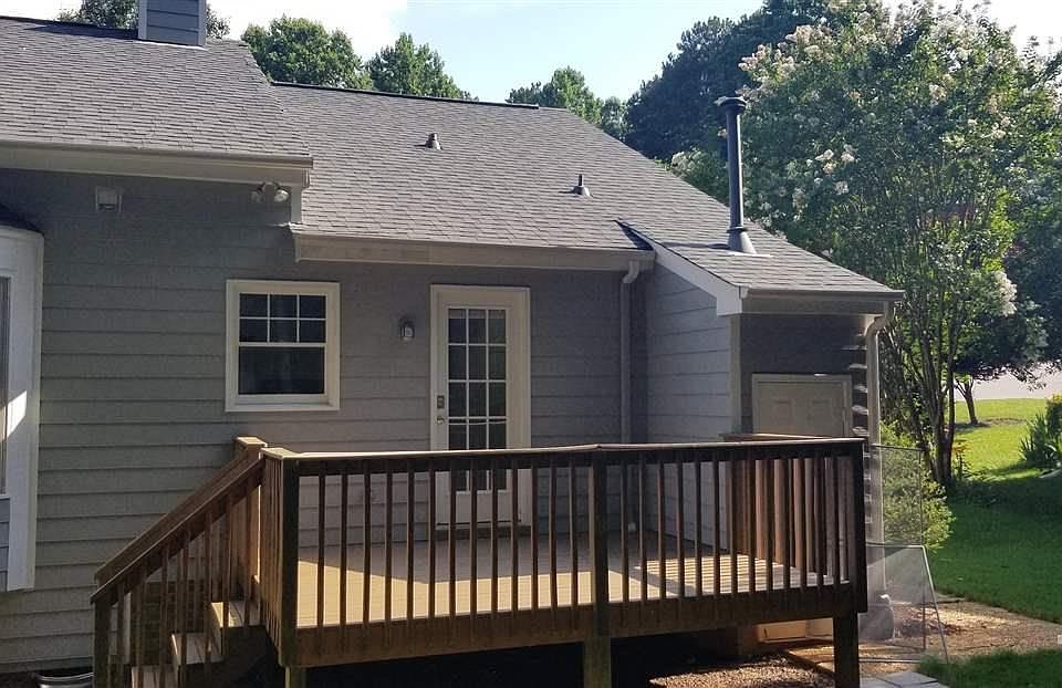 2nd image of 208 Needle Park Dr