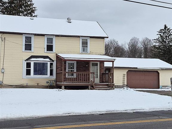 2nd image of 136 Maple St