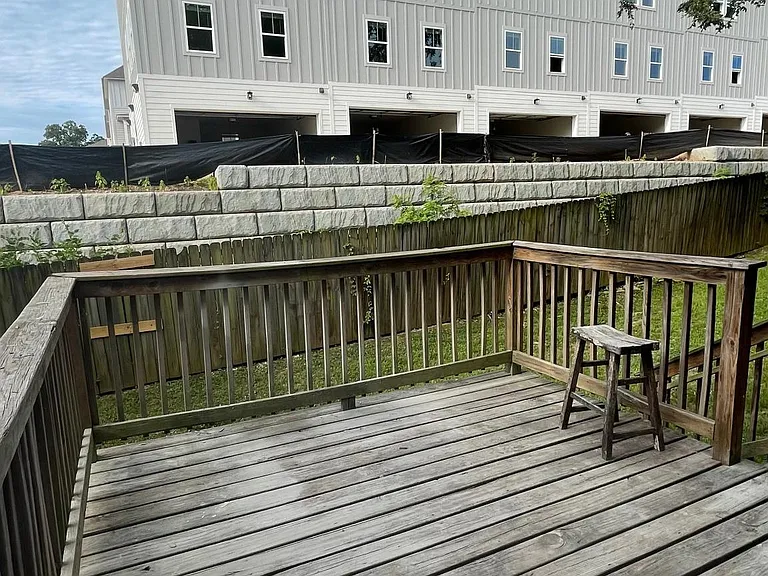 1897 W Stone St #3 — Photo 18