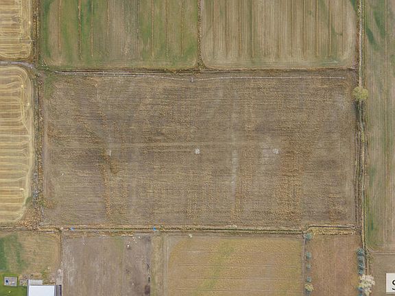 3rd image of Tba E Lot 1