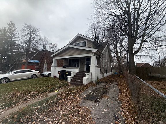 4th image of 14045 Sussex St