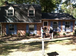 200 Chessington Rd, North Chesterfield, VA 23236