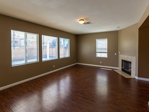 5th image of 13227 Lone Pine Ct