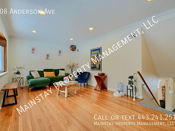 3rd image of 708 Anderson Ave