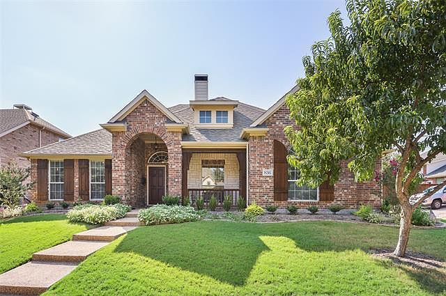 1st image of 836 Winchester Dr