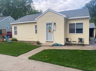 1609 Avenue B, Gothenburg, NE 69138