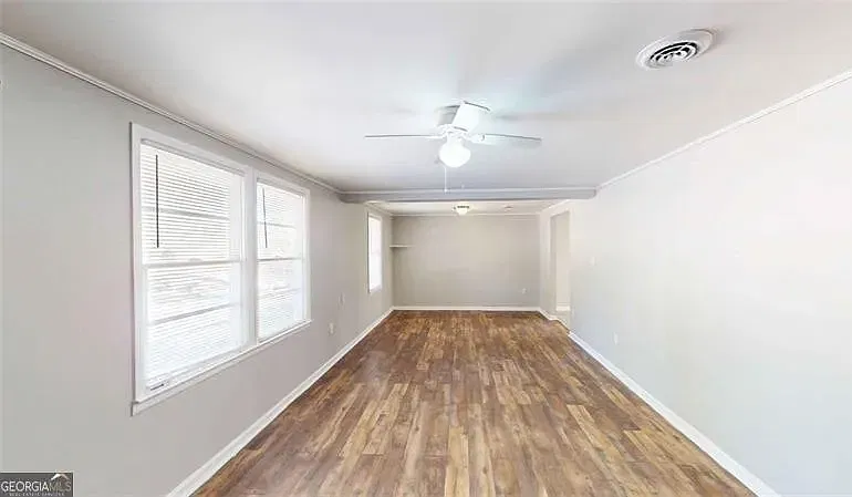 4 bed, 1656 sqft, $1,700 — Photo 4