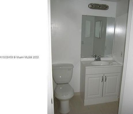 5th image of 3660 N 56th Ave APT 620