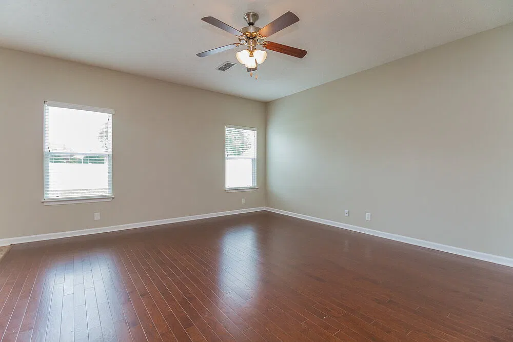 3 bed, 2.5 bath, 1726 sqft, $2,575 — Photo 4