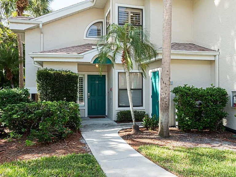 55 Emerald Woods Dr #C8 — Photo 2