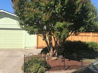 4525 Lark Ct NE, Salem, OR 97301