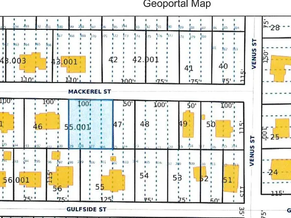 215 Mackerel St, Waveland, MS 39576