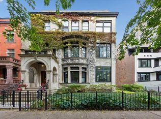556 W Arlington Pl APT 2, Chicago, IL 60614
