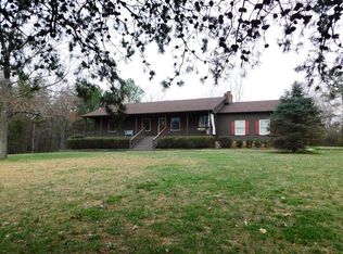 111 Poplar Hill Dr, Farmville, VA 23901