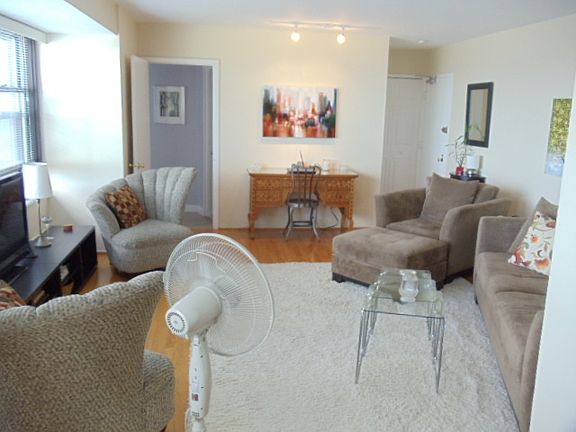 2nd image of 3410 N Lake Shore Dr #14O