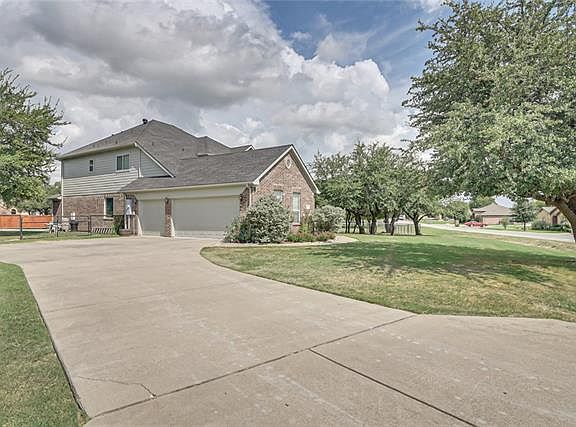 2nd image of 263 Highland Dr